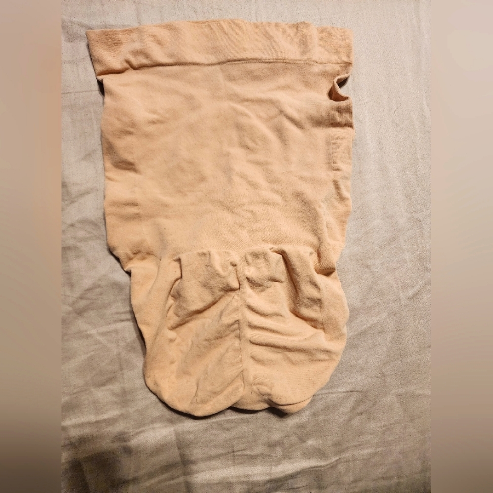 Skims sculpting brief